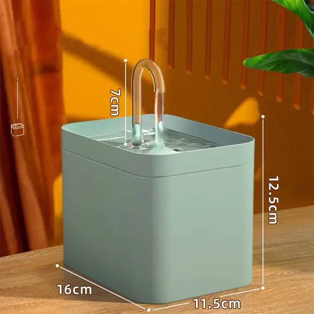 Fuente de agua para mascotas
