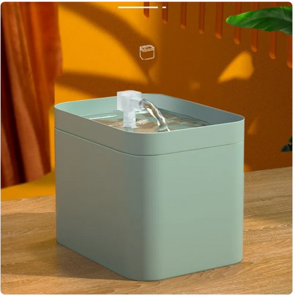 Fuente de agua para mascotas